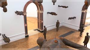 نمایشگاه آثار آنتونی گورملی